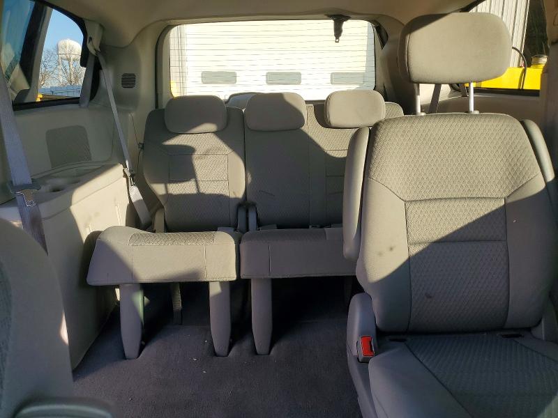 Photo 10 from auction – 2008 CHRYSLER TOWN & COU with VIN 2A8HR54P38R762309