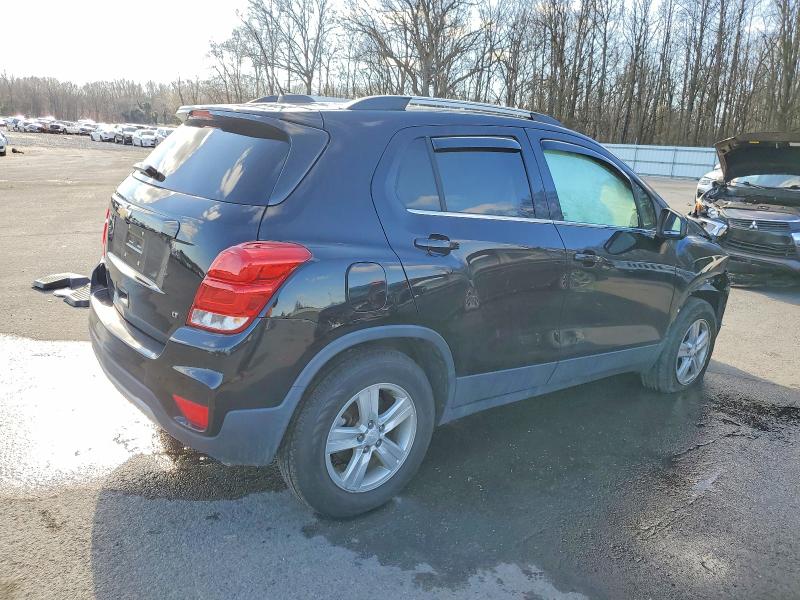 Photo 3 from auction – 2020 CHEVROLET TRAX 1LT with VIN 3GNCJPSB0LL264898