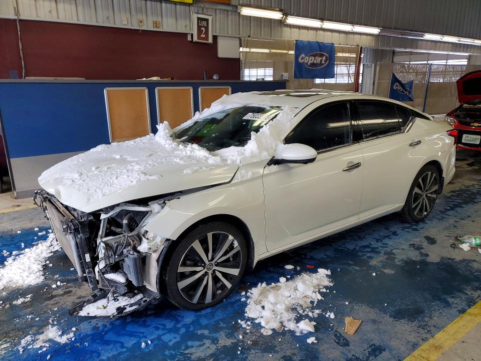 NISS ALTIMA 2020 with VIN 1N4BL4FV2LC180424 - Photo from auction