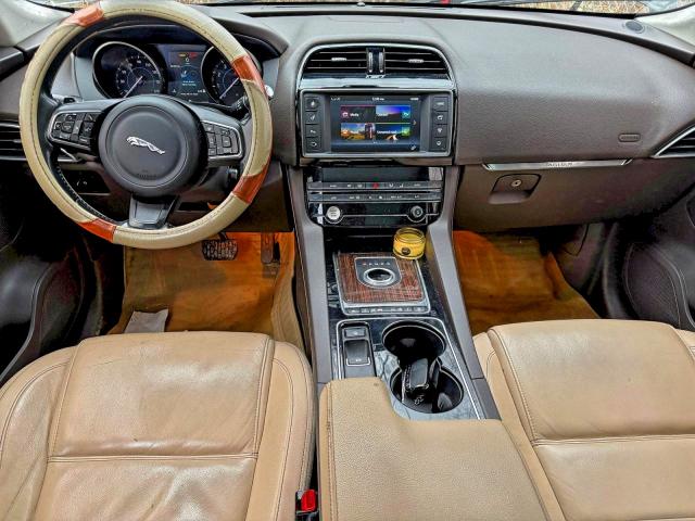 Photo 9 from auction – 2017 JAGUAR F-PACE PRE with VIN SADCK2BV1HA497436