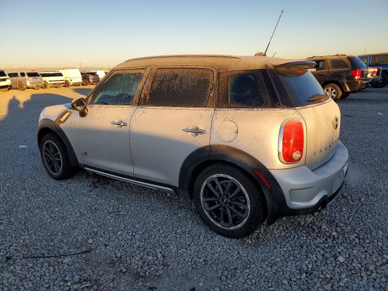 Photo 2 from auction – 2016 MINI COOPER S C with VIN WMWZC5C50GWU03841