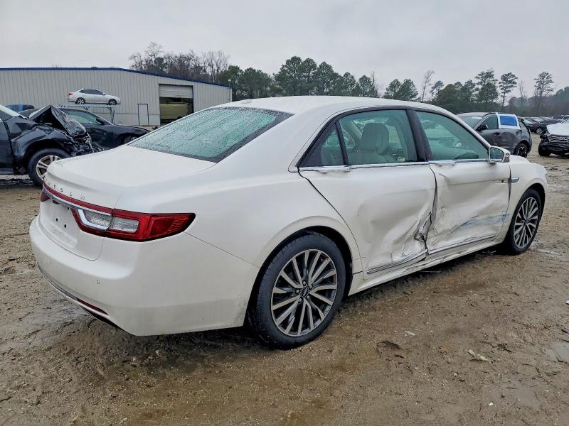 Photo 3 from auction – 2017 LINCOLN CONTINENTA with VIN 1LN6L9SK4H5611924