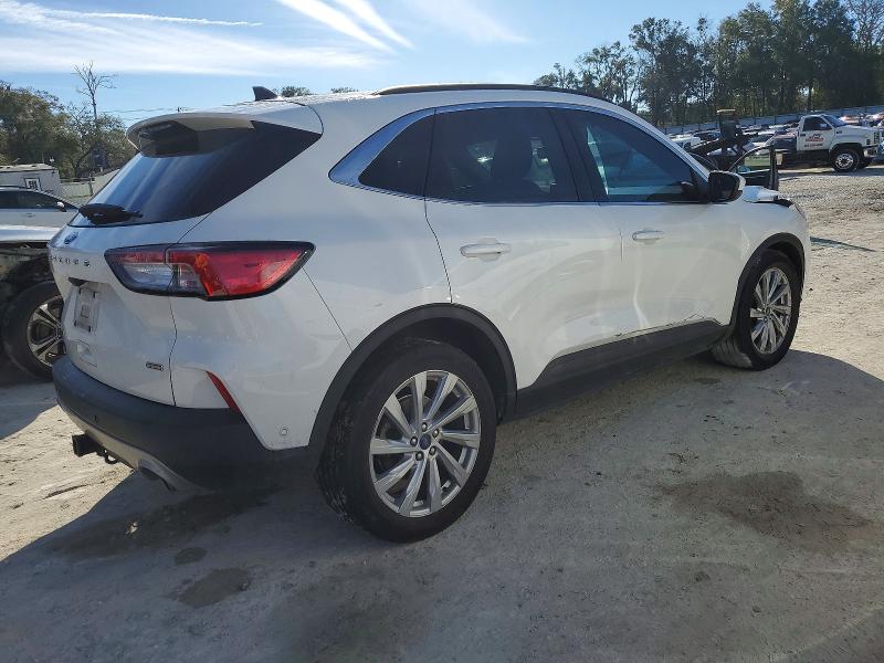 Photo 3 from auction – 2021 FORD ESCAPE TIT with VIN 1FMCU0DZ6MUA34142