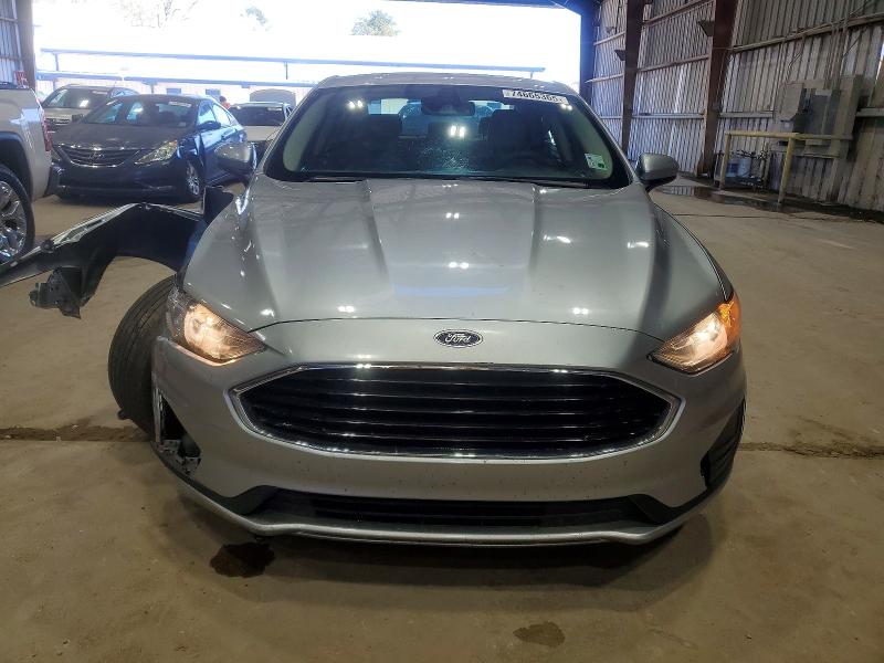 Photo 5 from auction – 2020 FORD FUSION with VIN 3FA6P0G76LR258543