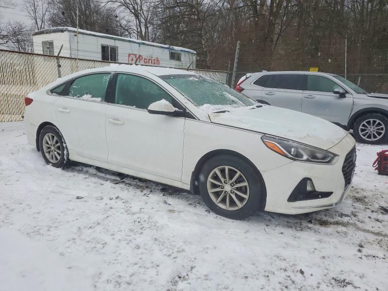 Photo 4 from auction – 2019 HYUNDAI SONATA SE with VIN 5NPE24AF2KH812478
