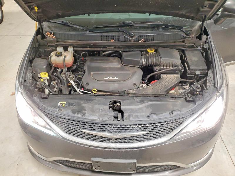 Photo 12 from auction – 2017 CHRYSLER PACIFICA T with VIN 2C4RC1EG4HR515594