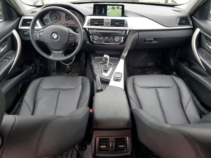 Photo 8 from auction – 2017 BMW 320 with VIN WBA8A9C55HK619721