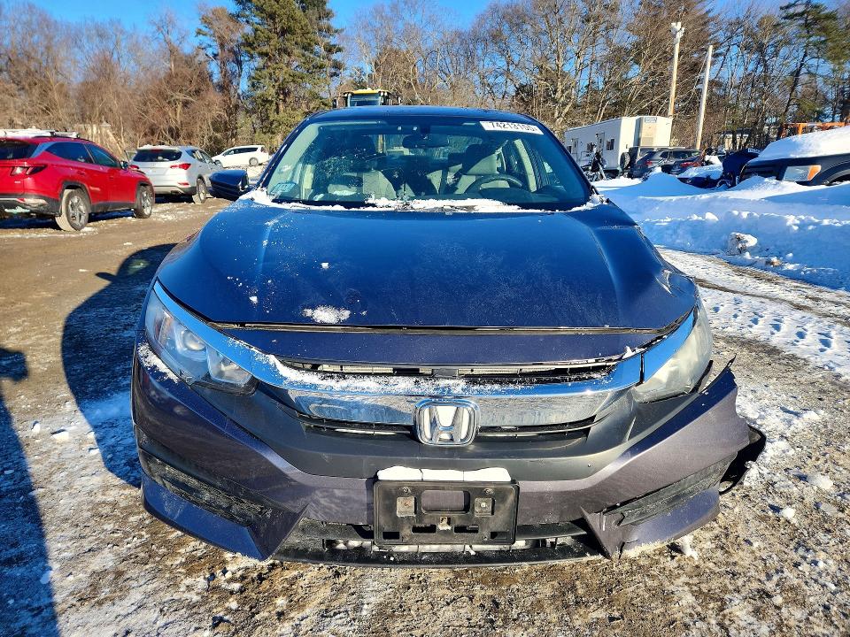 Photo 5 from auction – 2017 HONDA CIVIC EX with VIN 19XFC2F72HE232183