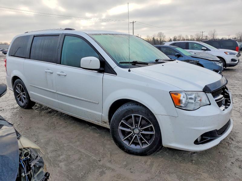 Photo 4 from auction – 2017 DODGE GRAND CARA with VIN 2C4RDGCG7HR666397