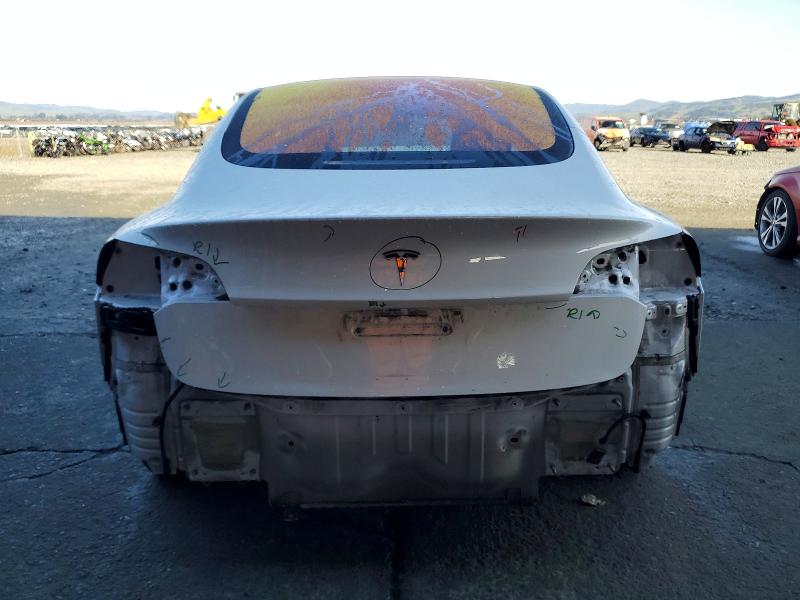 Photo 6 from auction – 2018 TESLA MODEL 3 with VIN 5YJ3E1EA9JF006517
