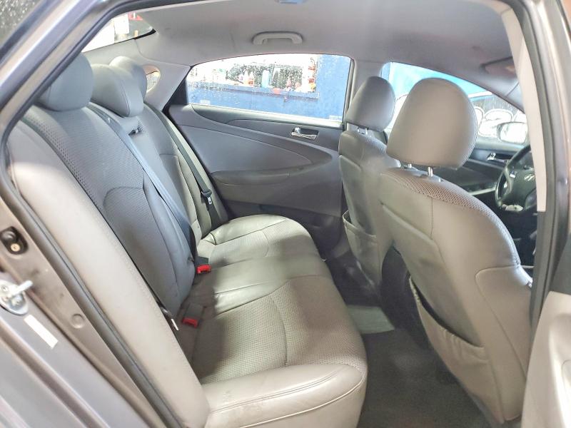 Photo 11 from auction – 2011 HYUNDAI SONATA SE with VIN 5NPEC4AC1BH152579