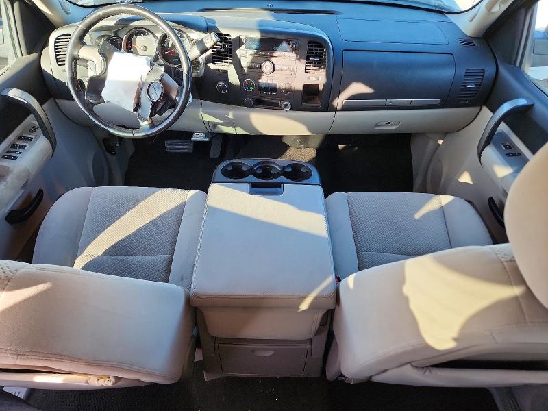 Photo 8 from auction – 2008 CHEVROLET SILVERADO with VIN 1GCEK19J78Z208675