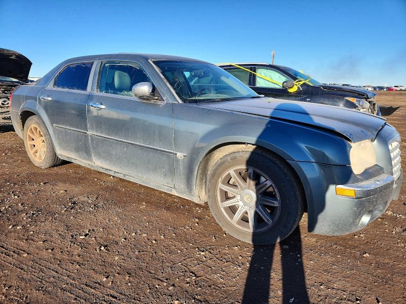 Photo 4 from auction – 2005 CHRYSLER 300C with VIN 2C3AA63H55H148433