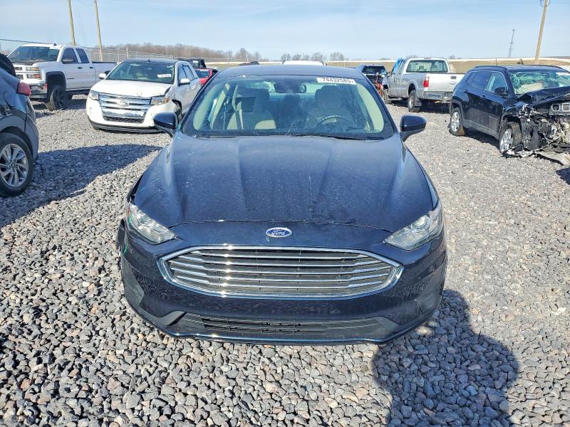 Photo 5 from auction – 2020 FORD FUSION SE with VIN 3FA6P0HDXLR103577