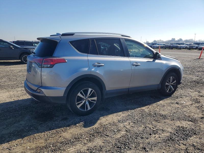 Photo 3 from auction – 2018 TOYOTA RAV4 ADVEN with VIN JTMWFREV2JD123925