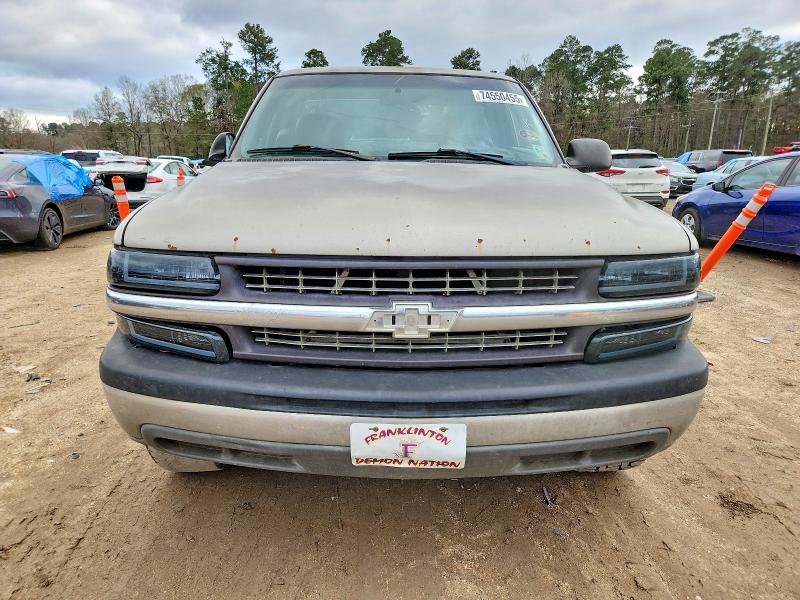 Photo 5 from auction – 2001 CHEVROLET SILVERADO with VIN 1GCEC14V81Z232254