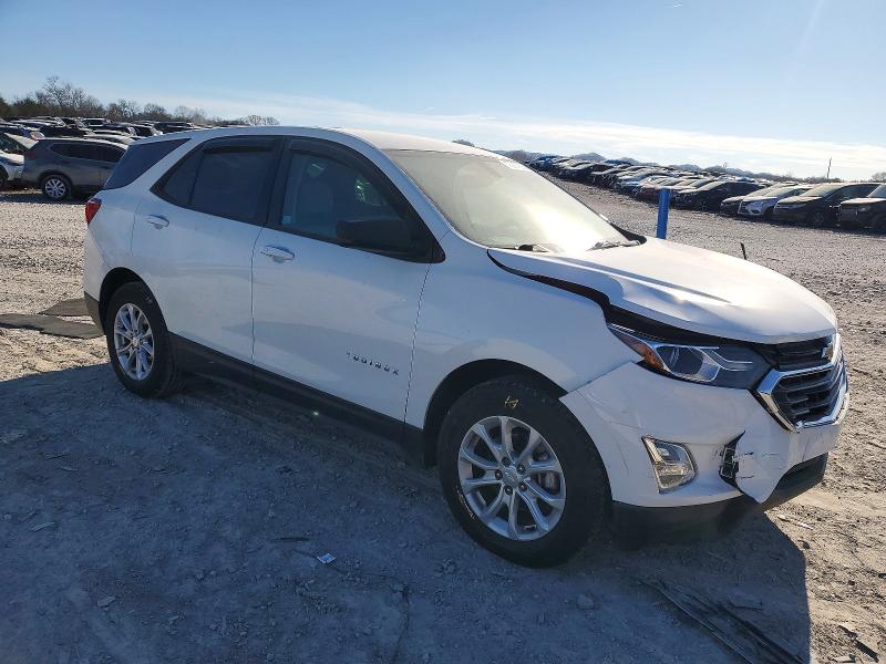 Photo 4 from auction – 2018 CHEVROLET EQUINOX with VIN 3GNAXHEV0JS507288