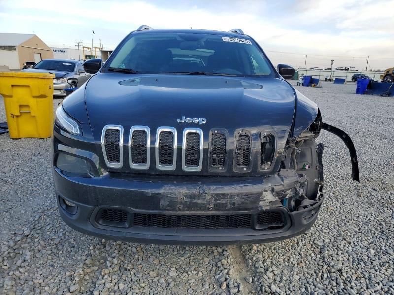Photo 5 from auction – 2015 JEEP CHEROKEE with VIN 1C4PJMCS5FW774248