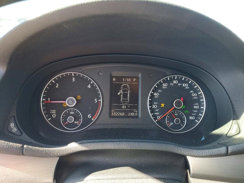Photo 9 from auction – 2014 VOLKSWAGEN PASSAT SE with VIN 1VWBN7A36EC070486