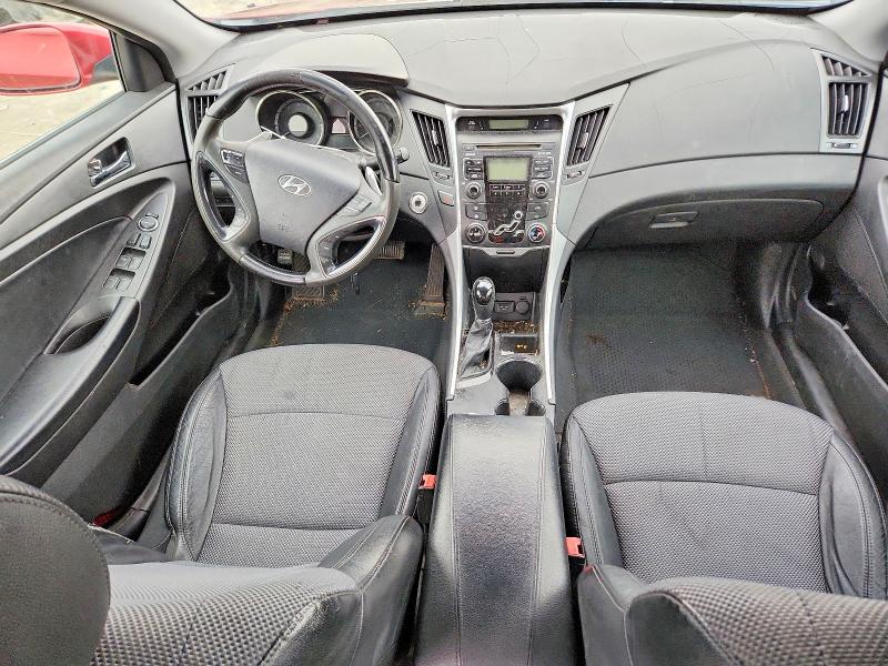 Photo 8 from auction – 2011 HYUNDAI SONATA with VIN 5NPEC4AC7BH029255