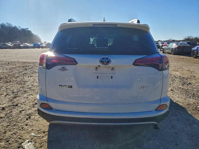 صورة رقم 6 من المزاد - 2017 TOYOTA RAV4 XLE مع VIN 2T3WFREV4HW382932