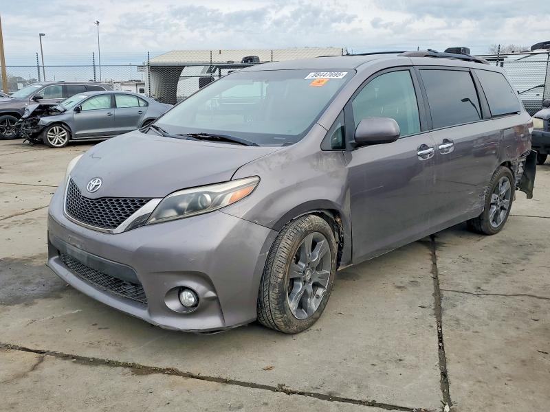 TOYOTA SIENNA 2016 with VIN 5TDXK3DC0GS737785 - Photo from auction