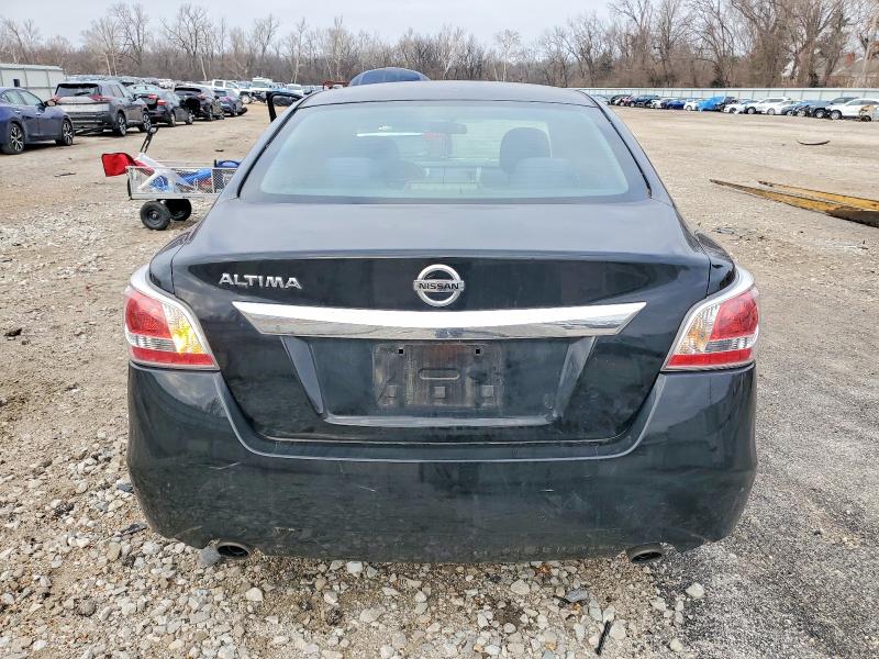 Zdjęcie 6 z aukcji – 2015 NISSAN ALTIMA z VIN 1N4AL3AP7FC570745