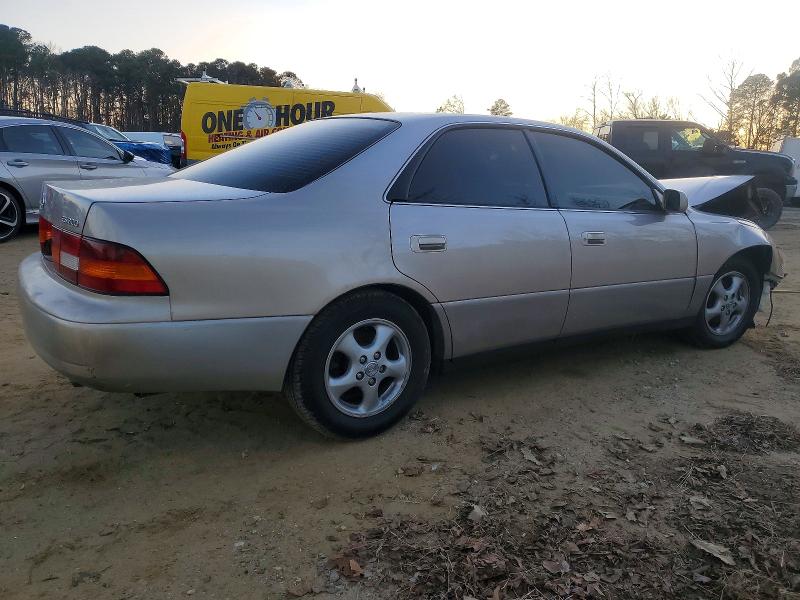 Photo 3 from auction – 1998 LEXUS ES with VIN JT8BF28GXW5038995