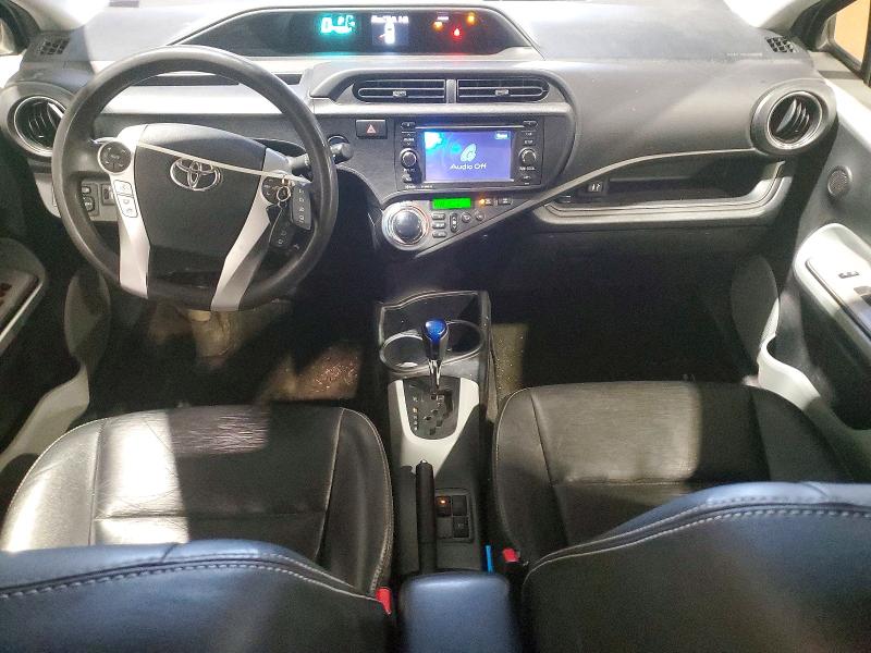 Photo 8 from auction – 2012 TOYOTA PRIUS C with VIN JTDKDTB34C1028386