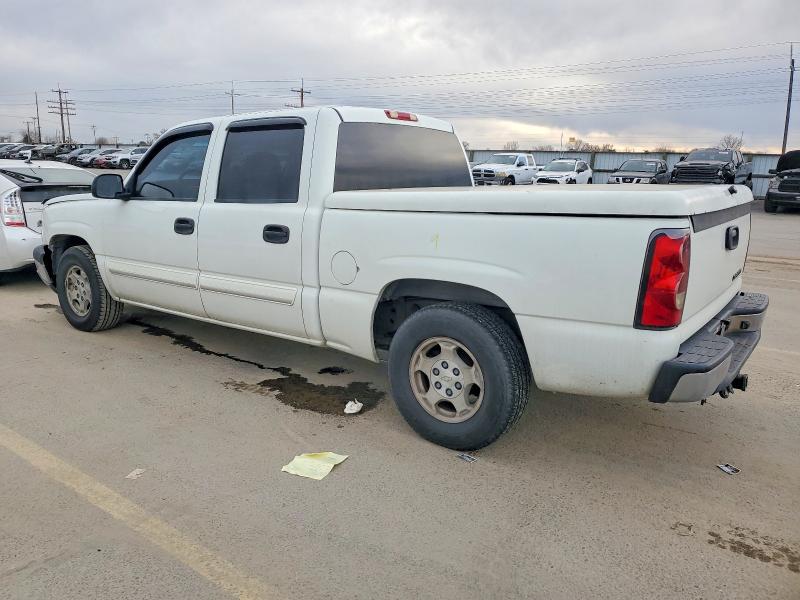 Photo 2 from auction – 2004 CHEVROLET SILVERADO with VIN 2GCEC13T341375951