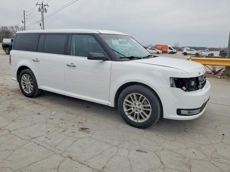 Photo 4 from auction – 2019 FORD FLEX with VIN 2FMGK5C81KBA25820