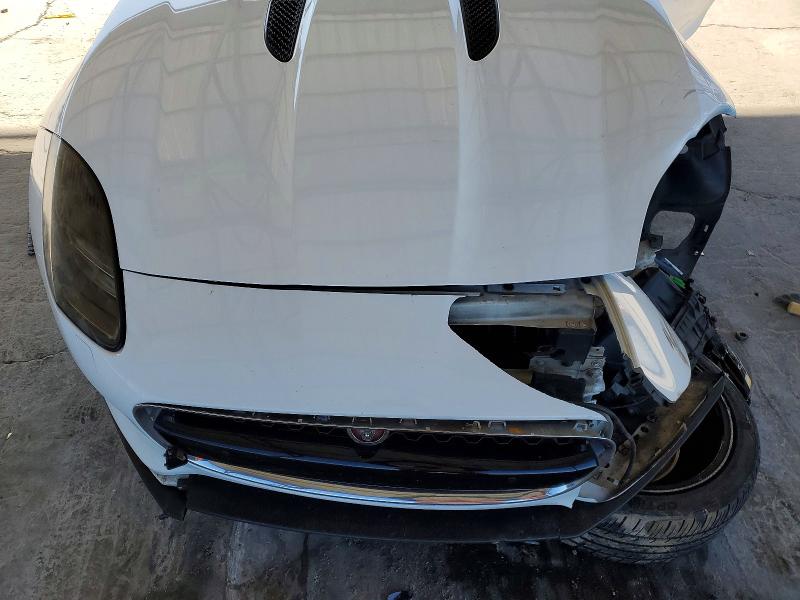 Photo 11 from auction – 2018 JAGUAR F-TYPE with VIN SAJDD1EV2JCK49210