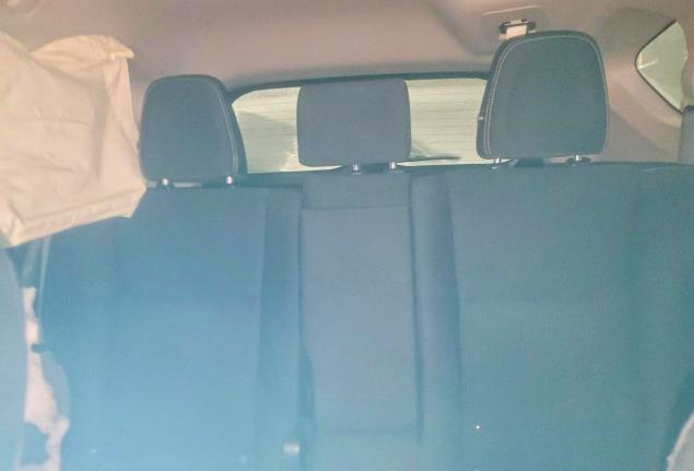 Photo 10 from auction – 2015 TOYOTA RAV4 XLE with VIN JTMRFREV5FD160276