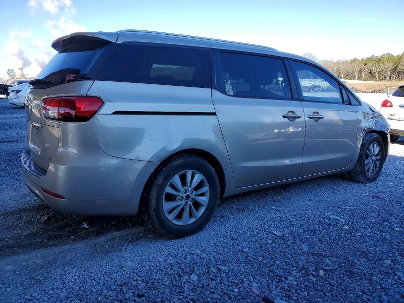 Photo 3 from auction – 2015 KIA SEDONA with VIN KNDMB5C14F6055005