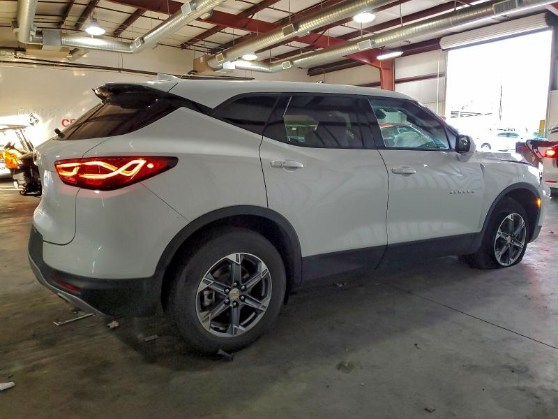 Photo 3 from auction – 2025 CHEVROLET BLAZER 2LT with VIN 3GNKBCR47SS187475