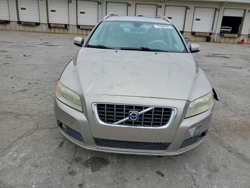 Photo 5 from auction – 2008 VOLVO V70 with VIN YV1BW982381010510