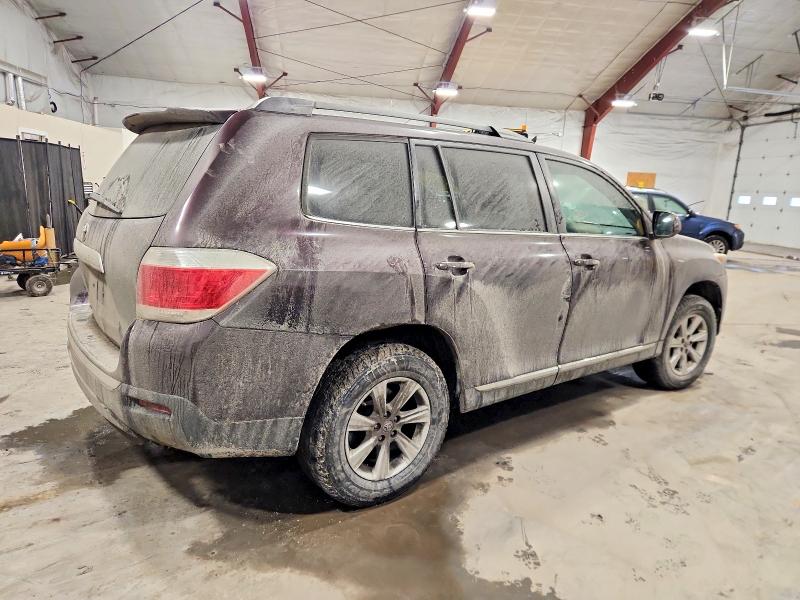 Zdjęcie 3 z aukcji – 2013 TOYOTA HIGHLANDER z VIN 5TDBK3EH1DS203078