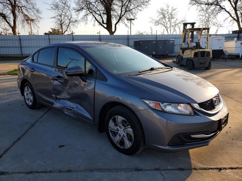 Photo 4 from auction – 2015 HONDA CIVIC LX with VIN 2HGFB2F57FH530409
