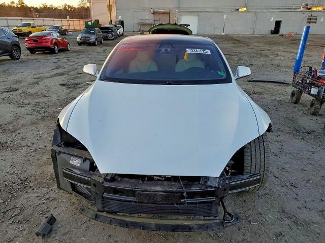Photo 5 from auction – 2020 TESLA MODEL S with VIN 5YJSA1E22LF378980