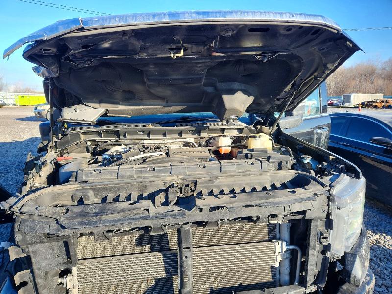 Photo 11 from auction – 2022 GMC SIERRA with VIN 1GT49WEY9NF100952