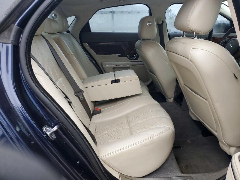 Photo 10 from auction – 2015 JAGUAR XJ with VIN SAJWA1CZ6F8V78378