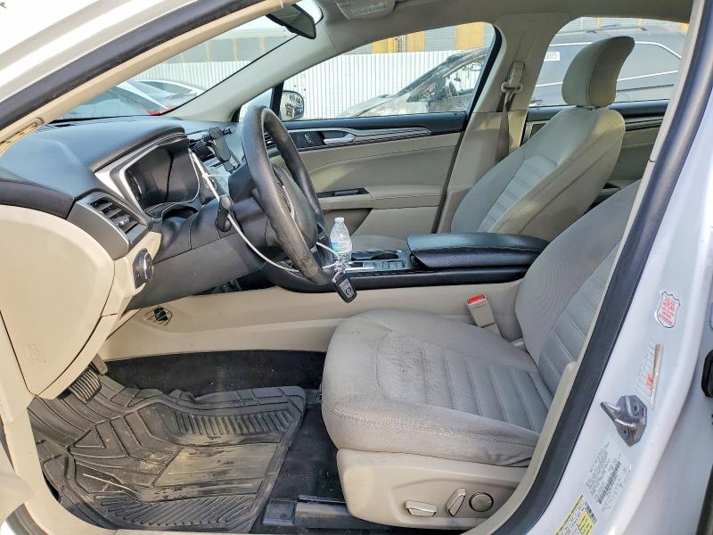 Photo 7 from auction – 2017 FORD FUSION with VIN 3FA6P0LUXHR218016