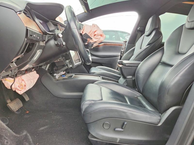 Photo 7 from auction – 2018 TESLA MODEL X with VIN 5YJXCAE2XJF141831