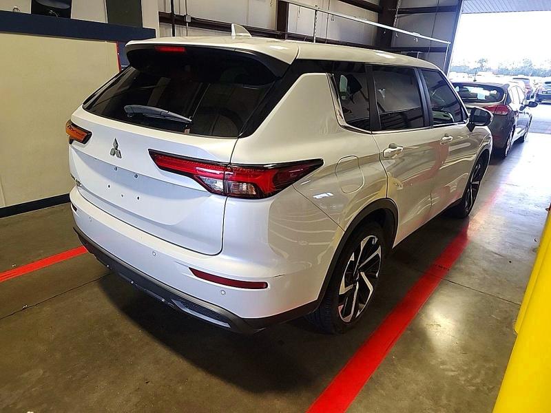 Photo 4 from auction – 2022 MITSUBISHI OUTLANDER with VIN JA4J3TA86NZ020185