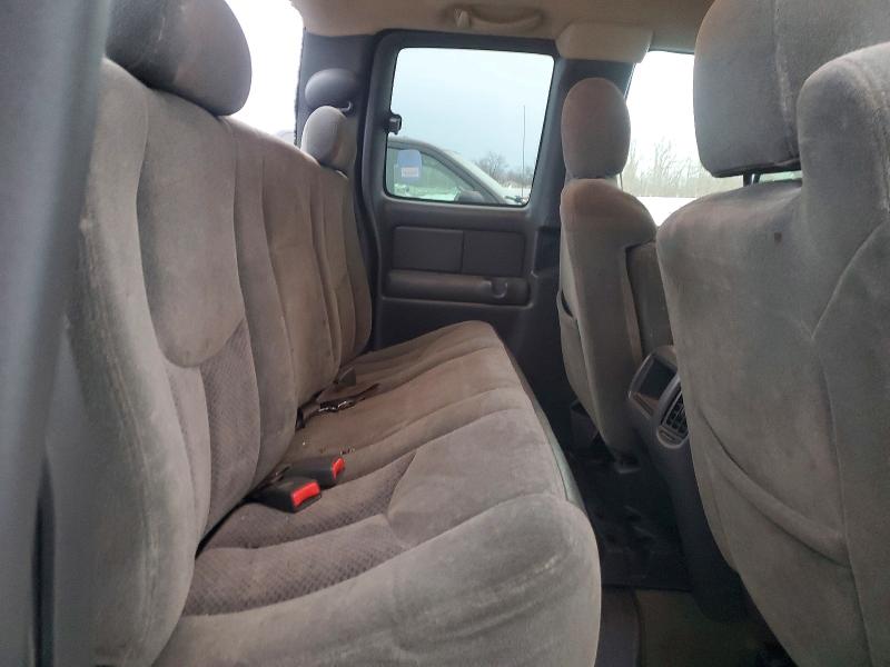 Photo 10 from auction – 2003 CHEVROLET SILVERADO with VIN 1GCHK29U33E195405