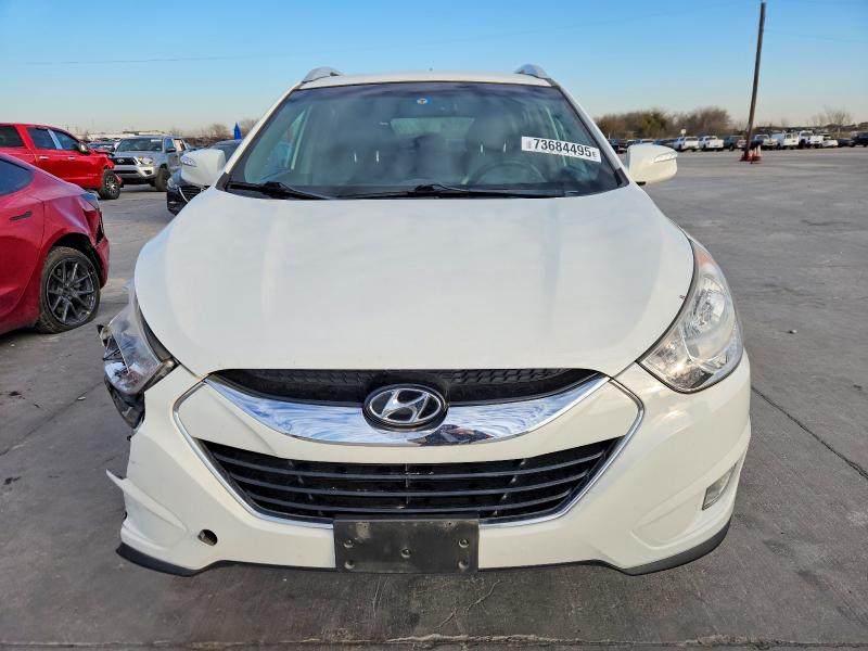 Photo 5 from auction – 2010 HYUNDAI TUCSON LIM with VIN KM8JU3AC8AU074355