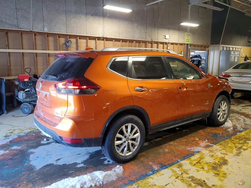Photo 3 from auction – 2018 NISSAN ROGUE SV H with VIN 5N1ET2MV4JC808829