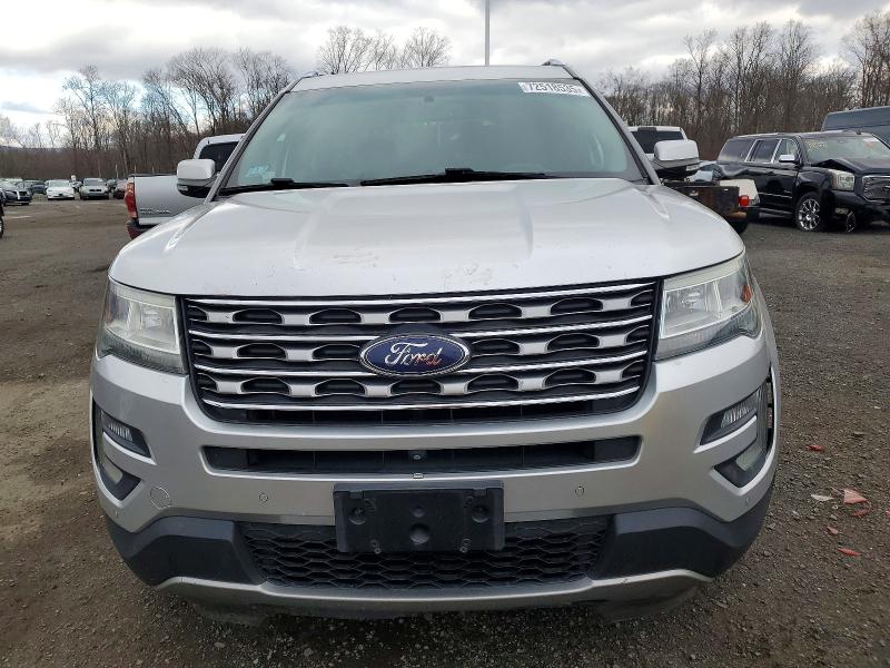 Photo 5 from auction – 2017 FORD EXPLORER L with VIN 1FM5K8F84HGB11855