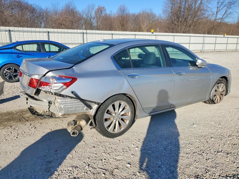 Photo 3 from auction – 2014 HONDA ACCORD EXL with VIN 1HGCR2F80EA126048