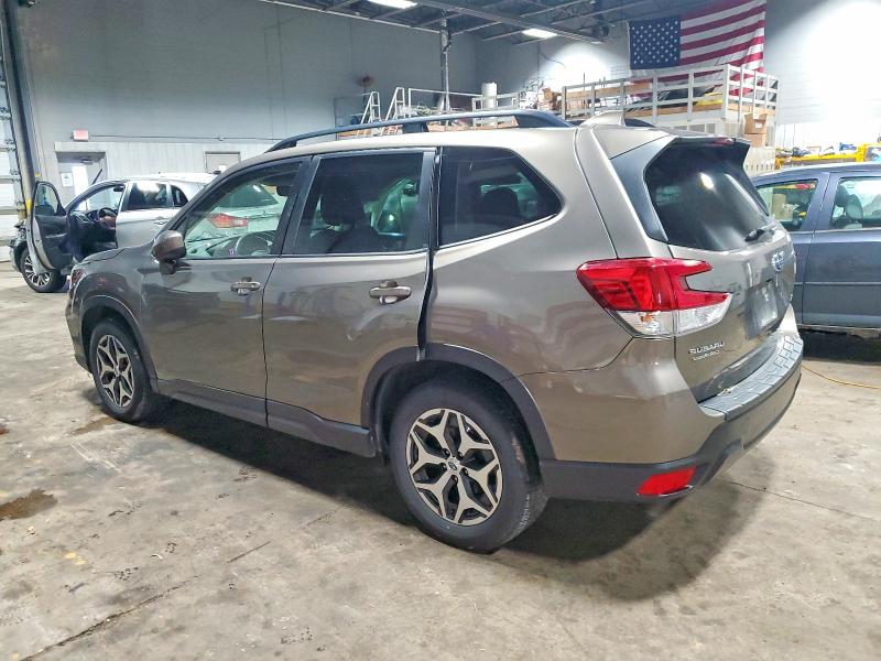 Photo 2 from auction – 2020 SUBARU FORESTER P with VIN JF2SKAJC2LH540717